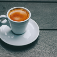 meracik kopi espresso